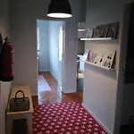 Lulapartment Ii *